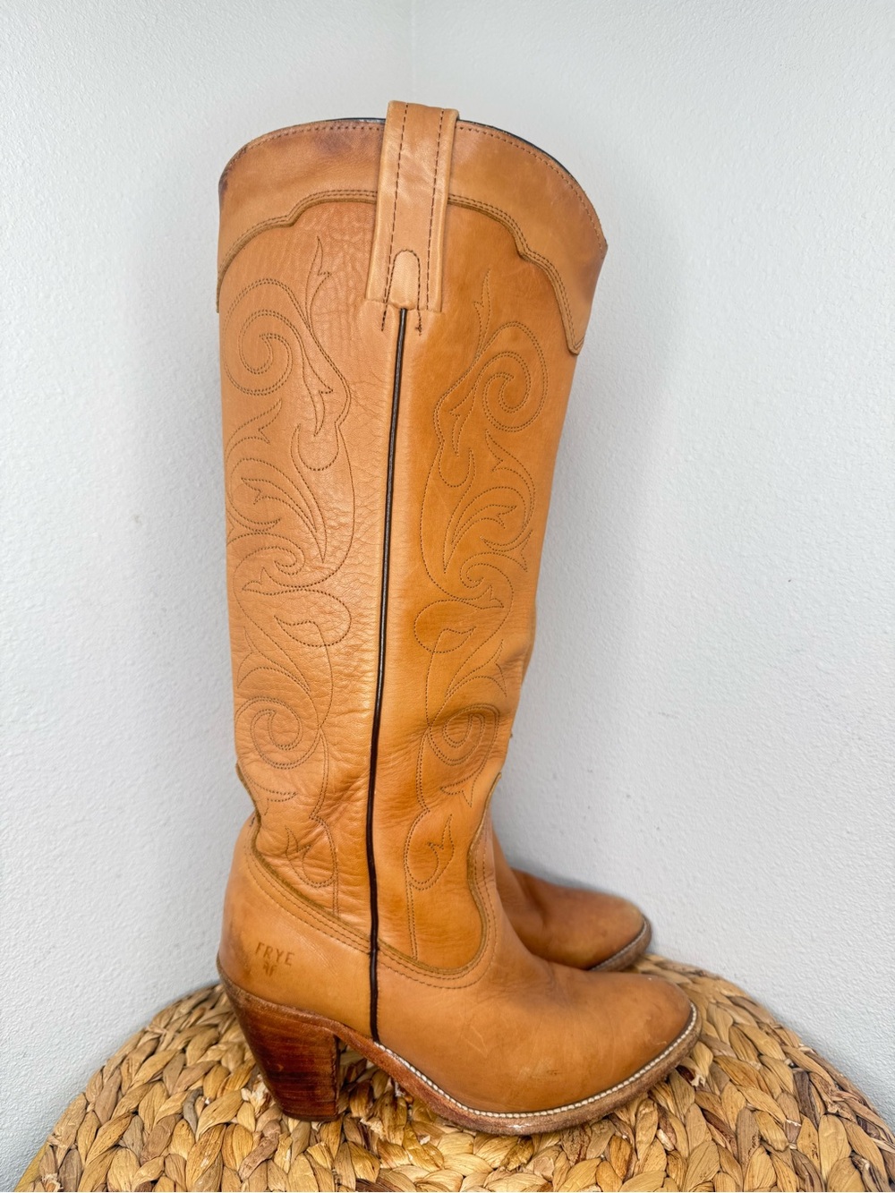 VTG FRYE Western Boot Knee
high Tall Tan Leather Cowboy Boots Camel Stitched